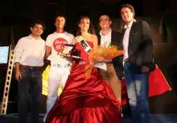  Miss Busca 2007, Stefania Verna; alla sua destra l'assessore Ivo Vigna e Samuele Maurino, alla sua sinistra gli assessori Marco Gallo e Giuseppe Delfino